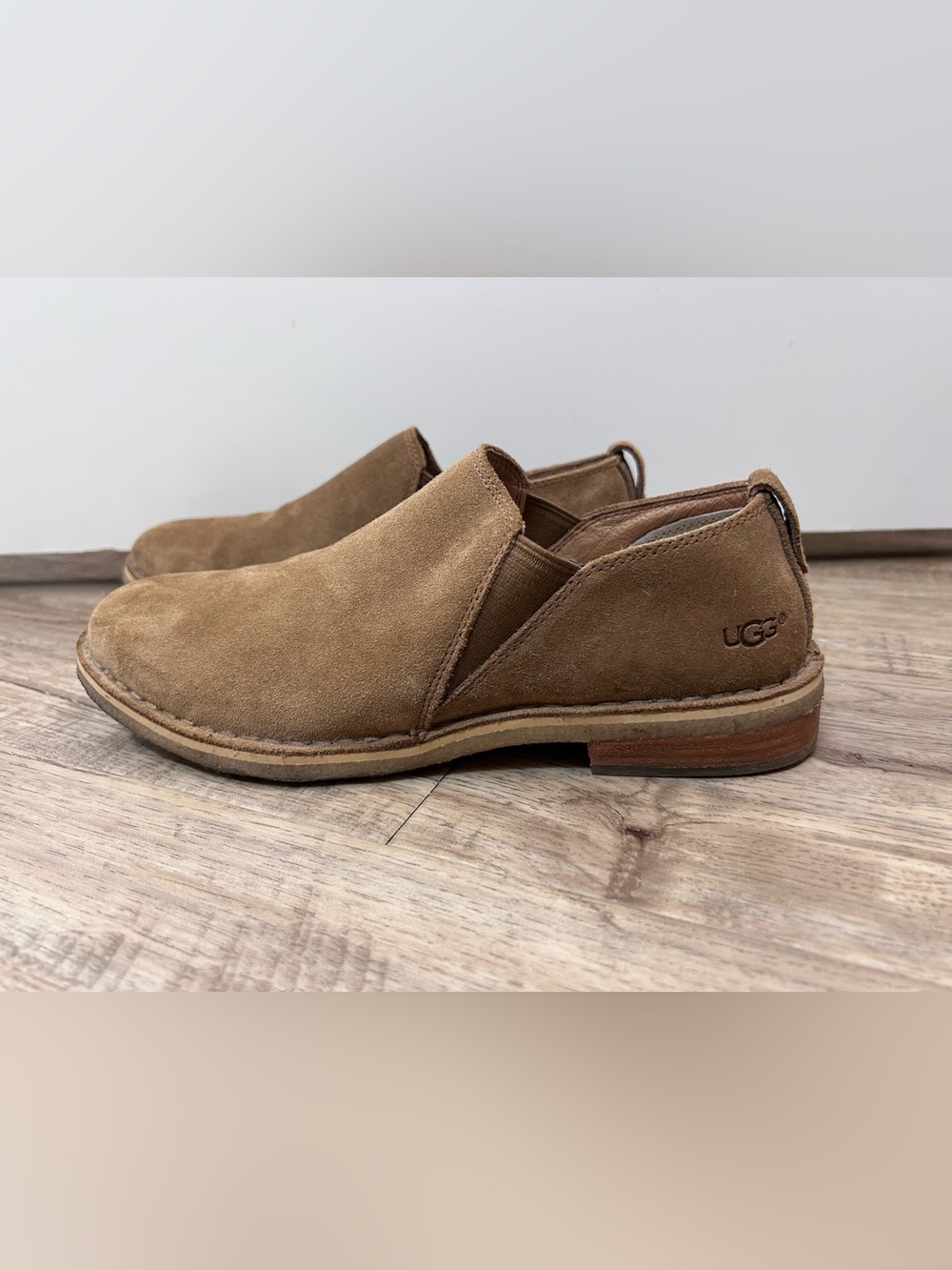 UGG Women's Camellia Slip-On Loafers 
Chestnut Brown suede leather, wool lining